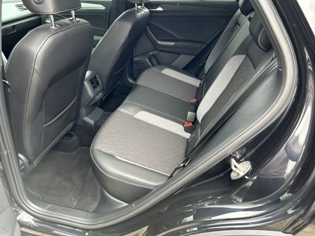 Fahrzeugabbildung Volkswagen T-Roc 2.0 TDI GOAL IQ.DRIVE AHK KAMERA NAVI LED
