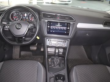 Volkswagen Tiguan - 3