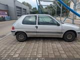 Peugeot 106 - Peugeot 106 mit Benzin-Antrieb: Limousine