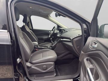 Ford Kuga - 4