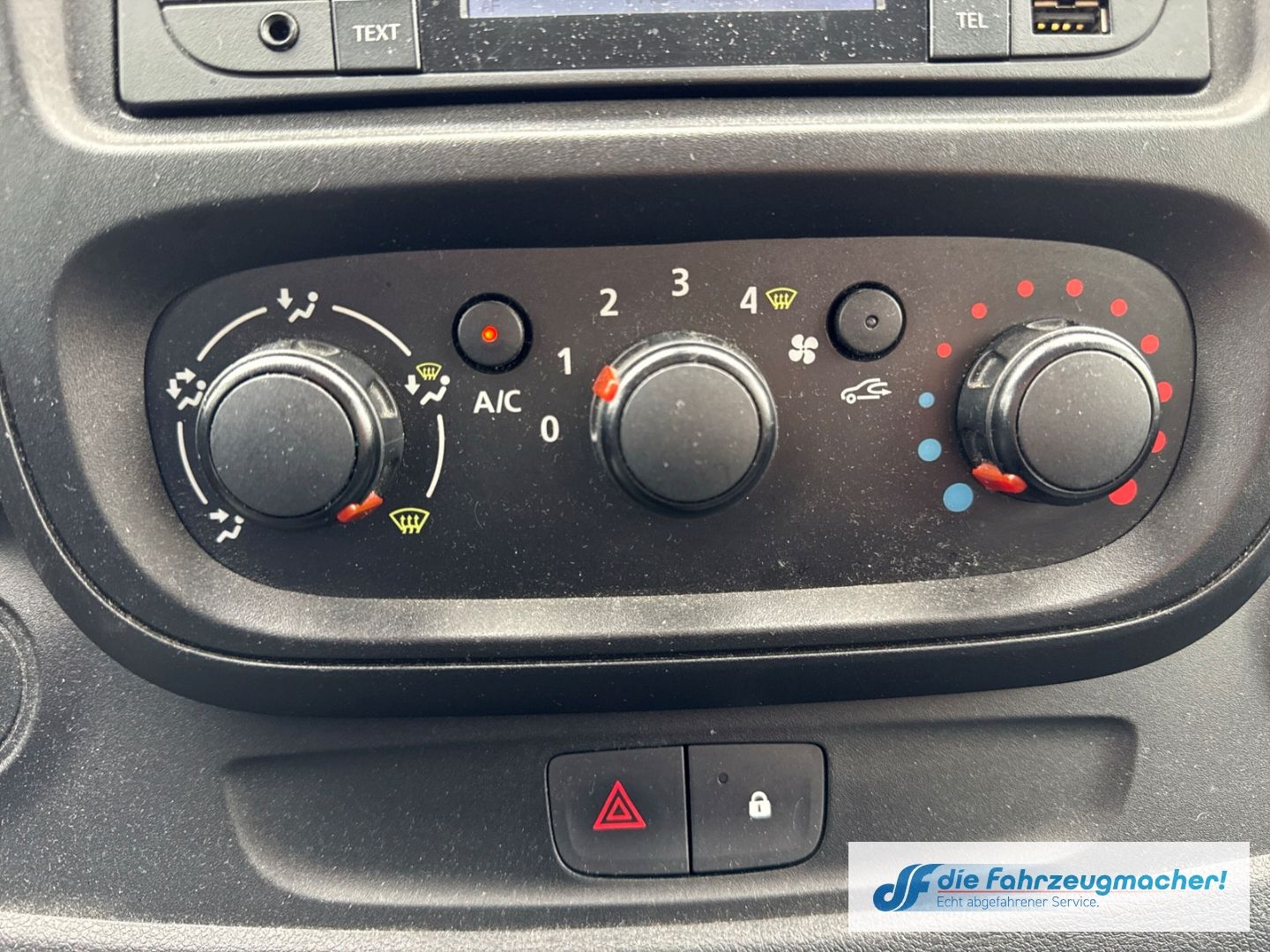 Fahrzeugabbildung Opel Vivaro B Kasten L1H1 2,7t 1.6 CDTI 7012 *EXPORT