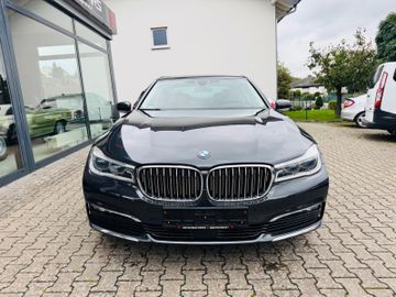 BMW 750 - 2