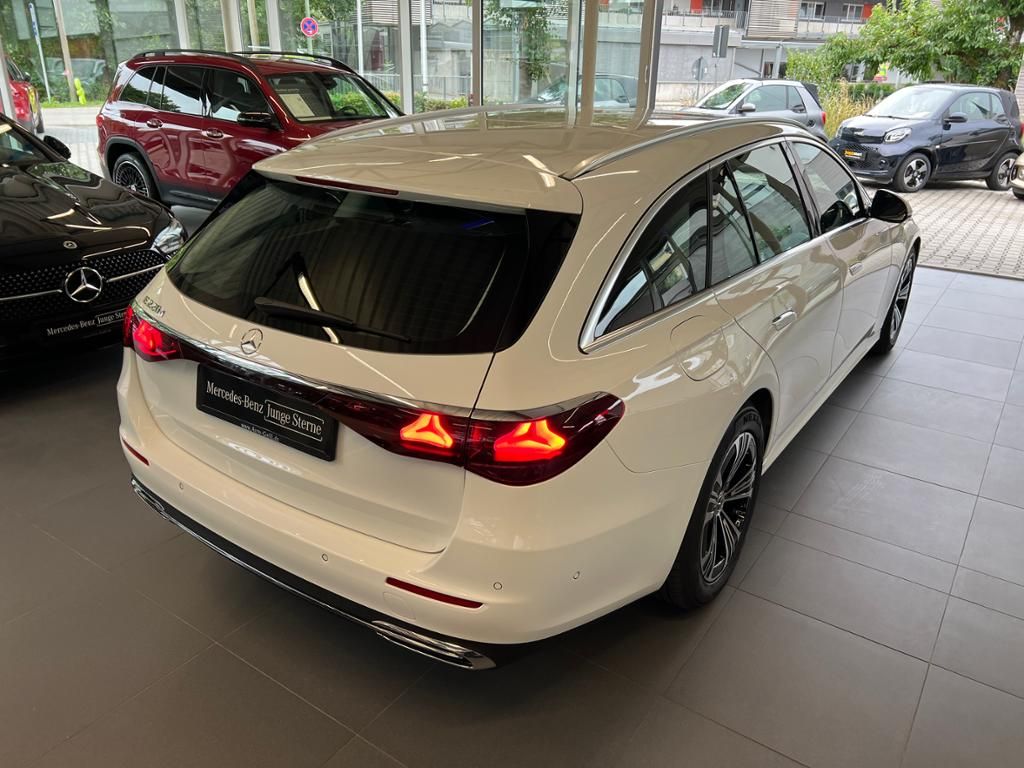 Mercedes-Benz E 220 T d Avantgarde Distronic Kamera AHK 18Zol foto 6