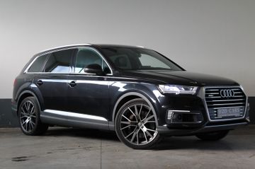 Audi Q7 - 1