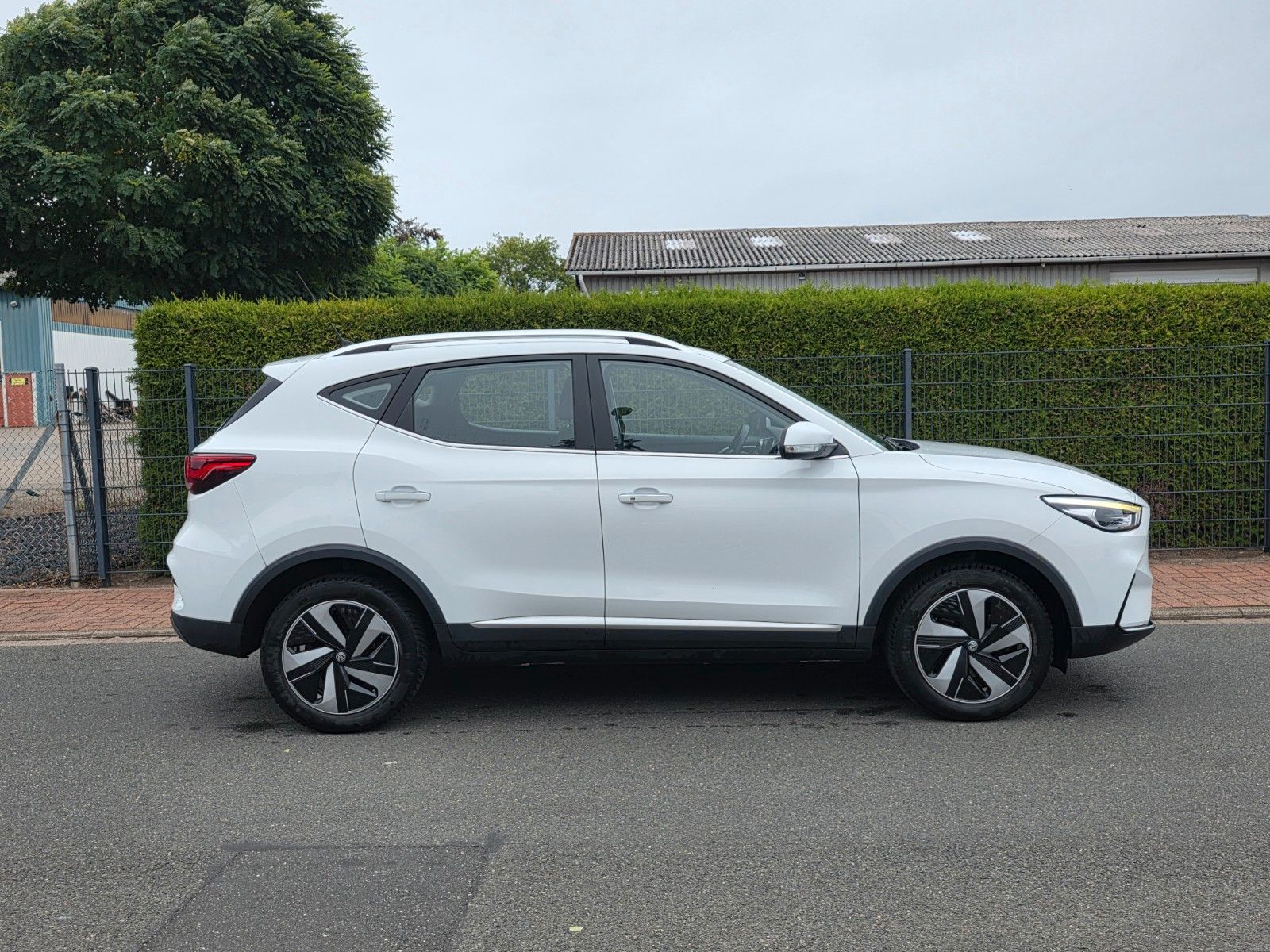 MG ZS