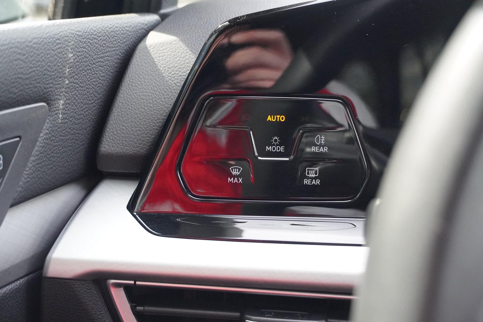 Volkswagen Golf Variant 1.0 eTSI DSG Life LED ACC AHK Navi, миниатюра 28