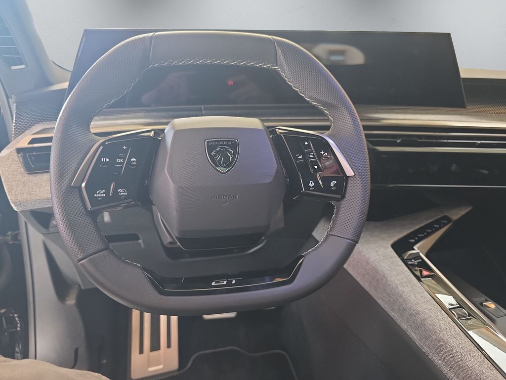 Peugeot 5008 Elektromotor 210 GT Exclusive – Bild 14 von 16