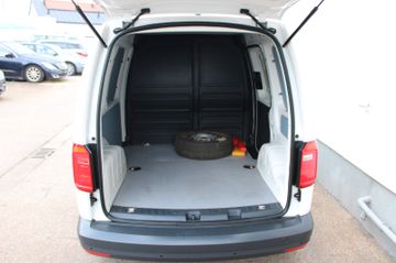 Volkswagen Caddy - 10