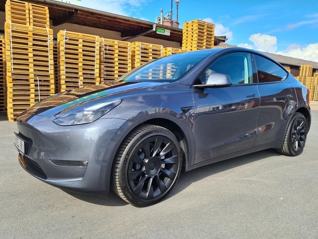 Tesla Model Y SR RWD 19 Zoll  ab 3,99% AHK