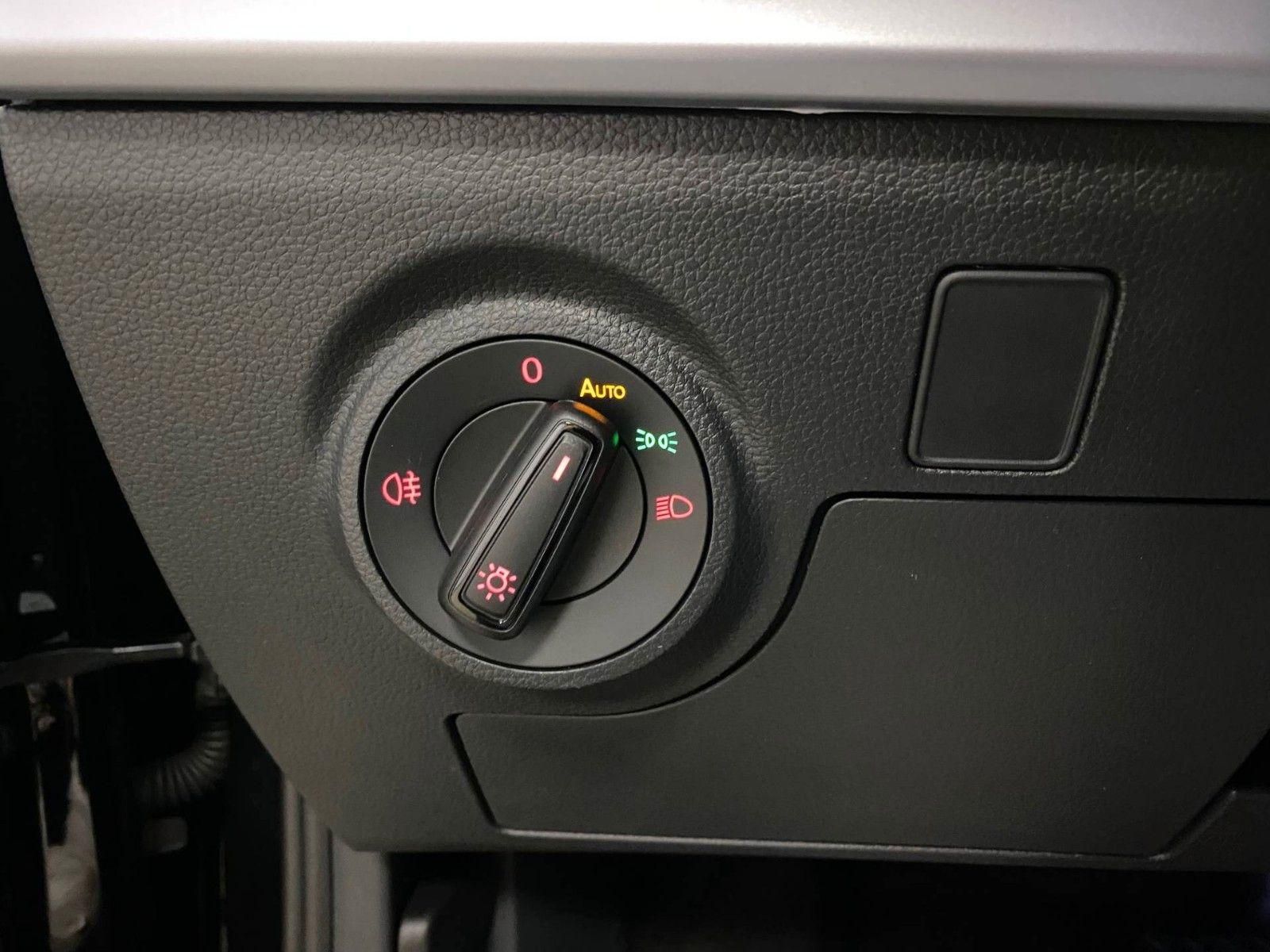 Fahrzeugabbildung SEAT Arona 1.5 TSI FR DSG GARANTIE 5+ACC+AHK+Spurwech