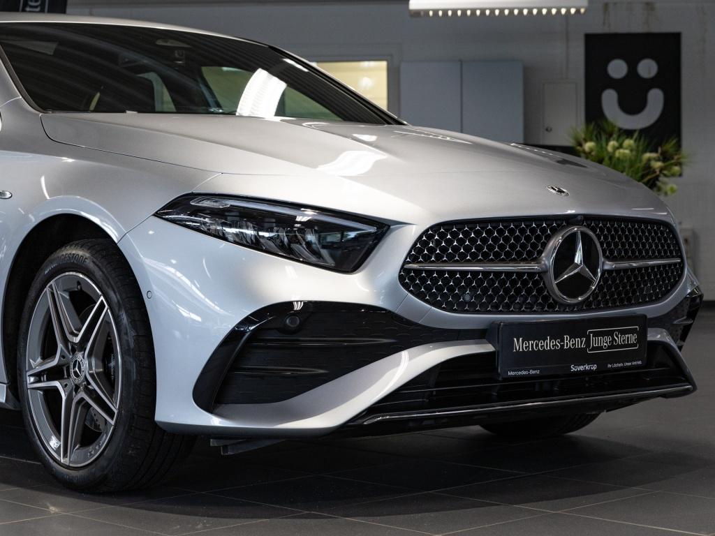 Mercedes-Benz A 250 e , AMG KAMERA SPUR STANDH PDC SHZ