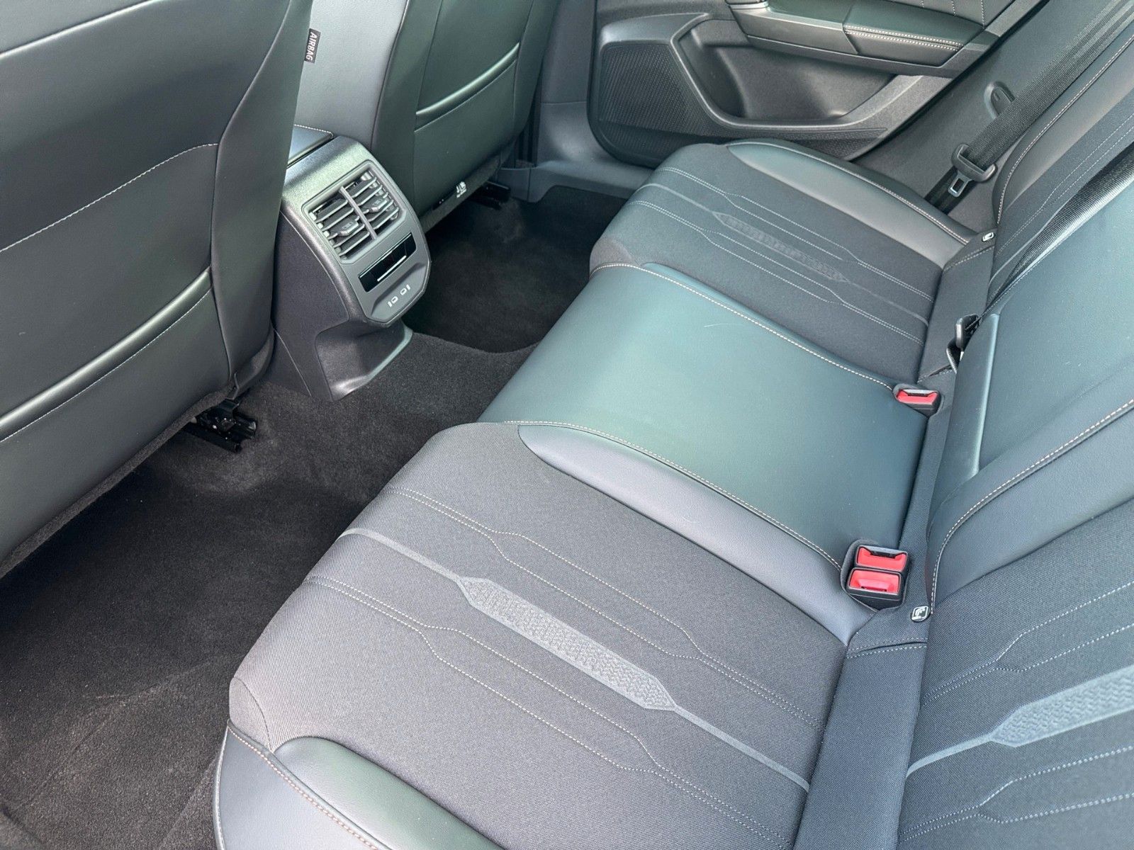 Fahrzeugabbildung CUPRA Formentor 1.5 TSI