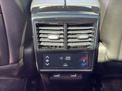 Fahrzeugabbildung DS Automobiles DS 7 Crossback E-Tense 300 4x4 Grand Chic