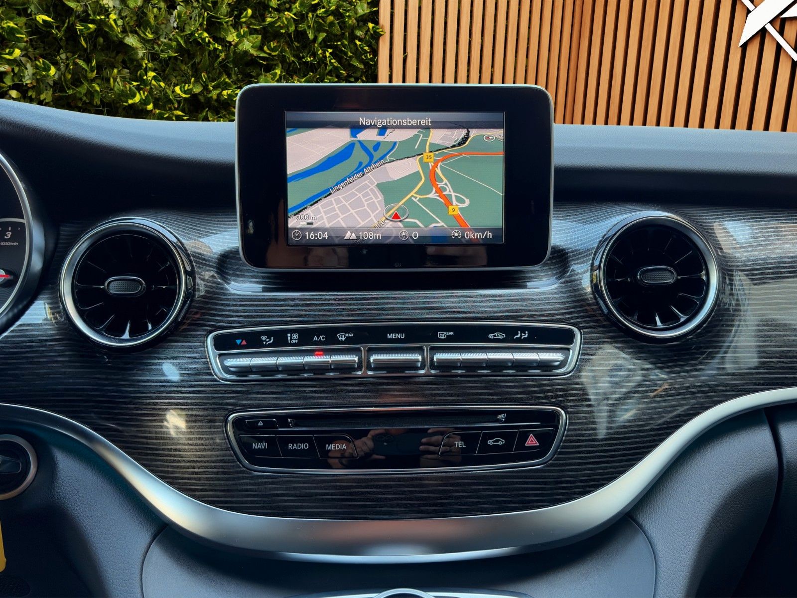 Fahrzeugabbildung Mercedes-Benz V300 d lang*2xSchiebetür*LED*SHZ*NAVI**