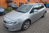 Opel Astra J Lim. 5-trg. Design Edition - Opel Astra aus 2011: Design Edition