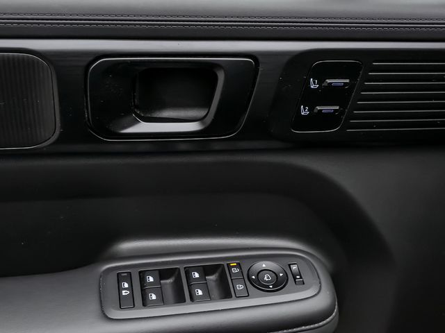 Hyundai Santa Fe 1.6 T-GDI Hybrid 158 kW 4WD Blackline