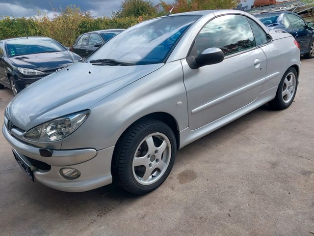 Peugeot 206  CC INSPEKTION NEU KUPPLUNG NEU TÜV NEU