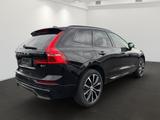 Volvo XC60 B4 Diesel AWD Ultimate Dark HUD Pano Standh - Volvo XC60 mit Diesel-Antrieb: Standheizung