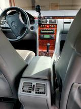 Mercedes-Benz E 280 - Mercedes-Benz 280: 280e