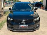 Volvo VOLVO XC40 2.0 D3 R-DESIGN AWD GEARTRONIC 150CV - Volvo Behindertengerecht