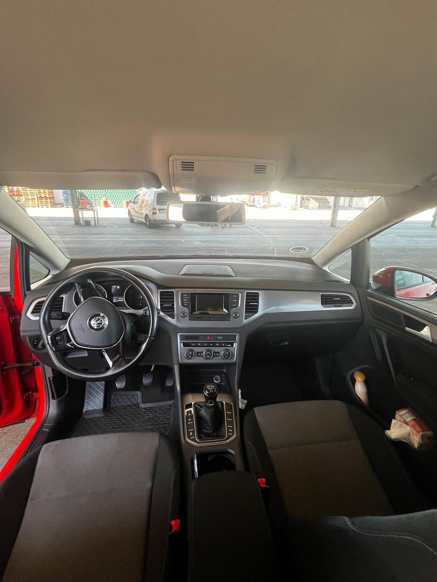 Volkswagen Golf Sportsvan 2015 — photo 5