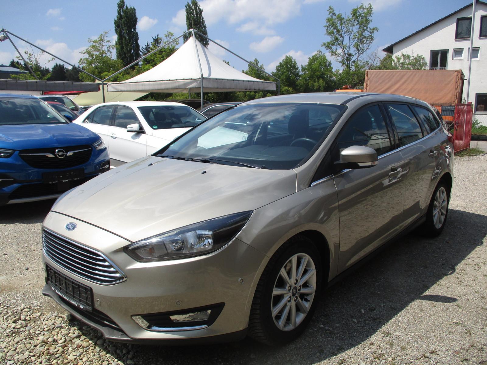 Ford Focus Turnier 1.5 Titanium Automatik Scheckheft