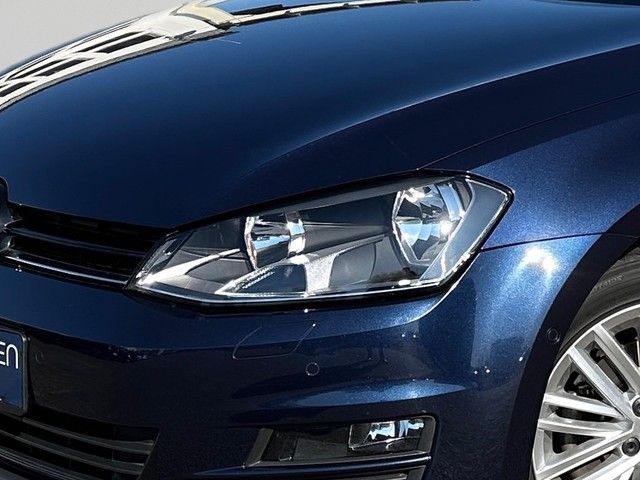 Fahrzeugabbildung Volkswagen Golf VII 1.2TSI "Cup" PARKLENK+SITZHZG+KLIMAAUT+