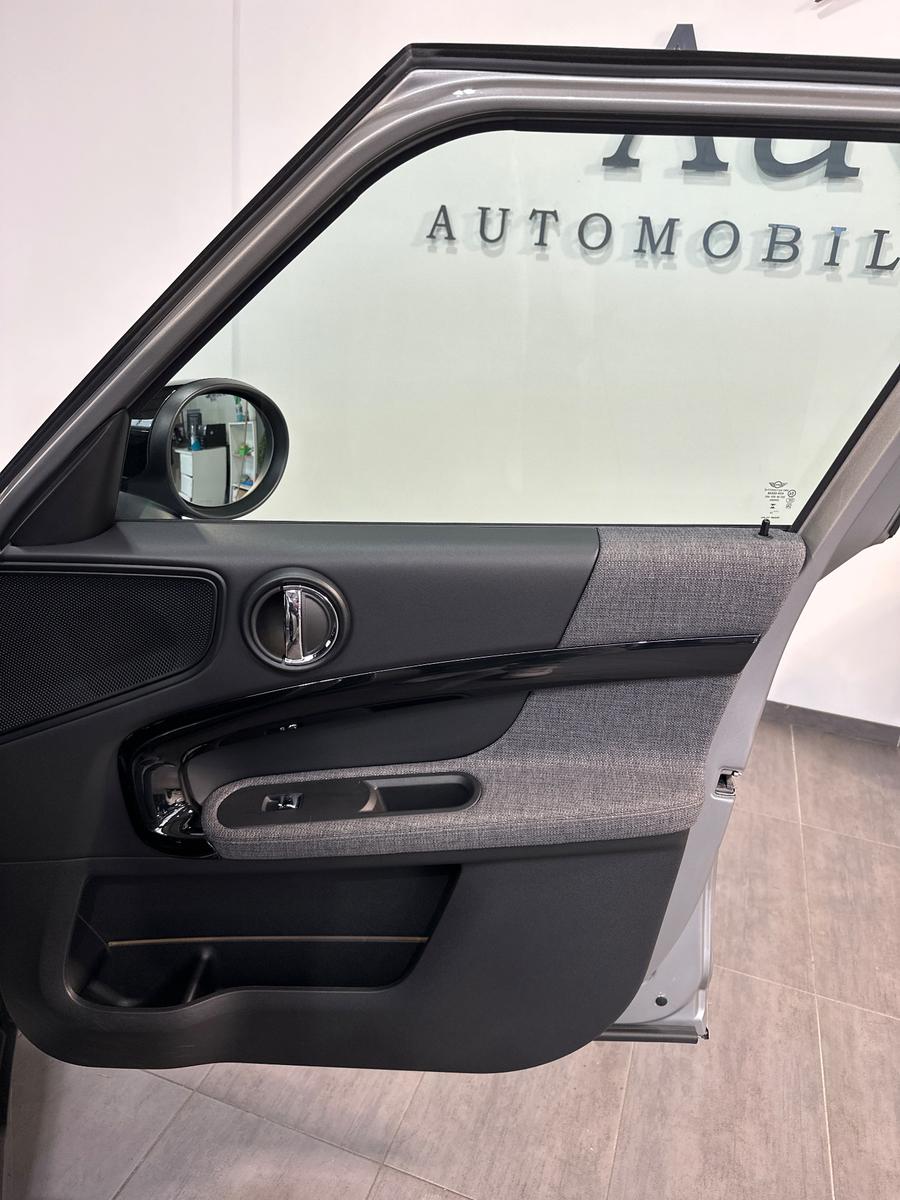 MINI Countryman S Cooper All4 Black NAV+LED+KAM