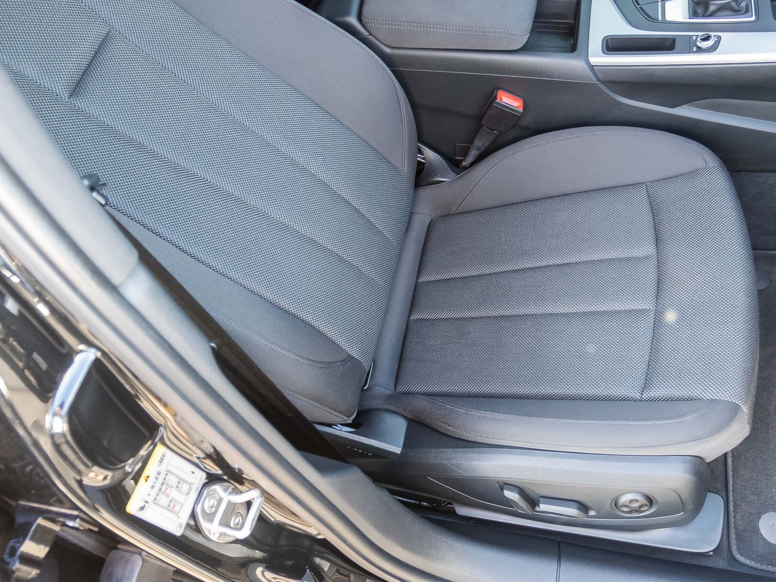 Audi A4 - Bild 19