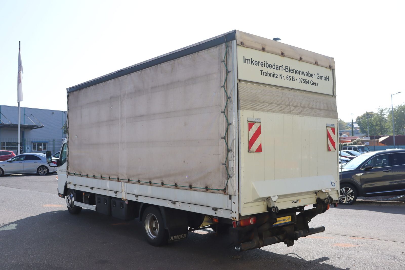 Fahrzeugabbildung Mitsubishi Fuso Canter Duohic 7L15 Plane Ladebordwand