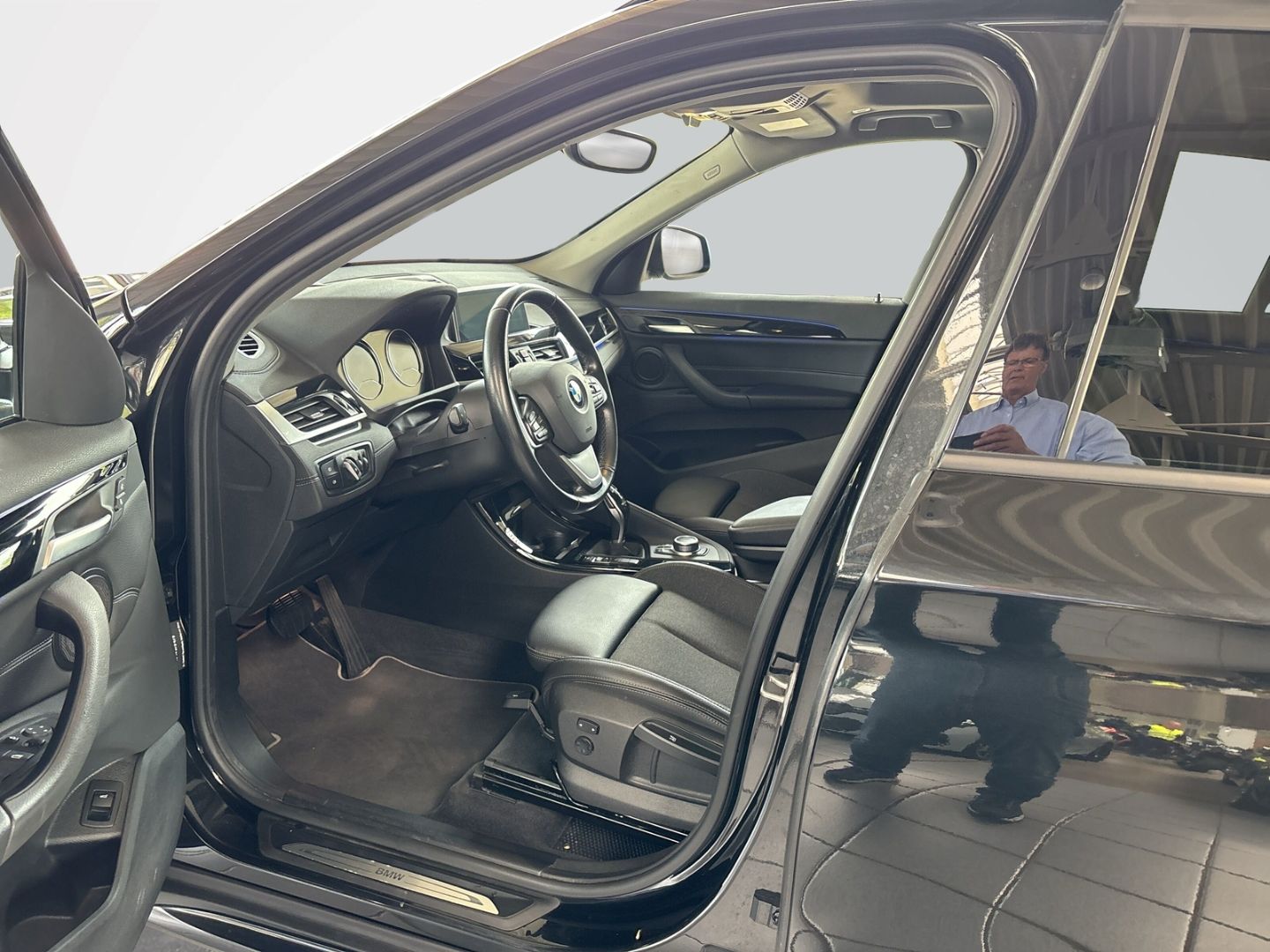 BMW X1 sDrive 18d SportLine+Panodach+LED+HIFI+DAB+ foto 13