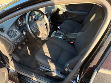 Volvo V40 - 9
