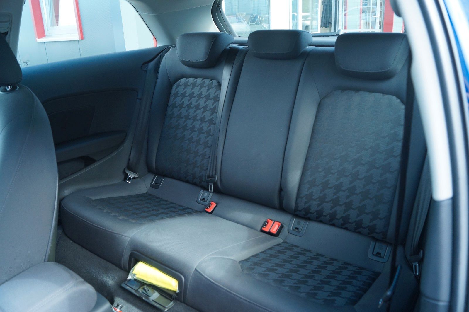 Fahrzeugabbildung Audi A3 attraction *TÜV&Inspektion neu + Garantie