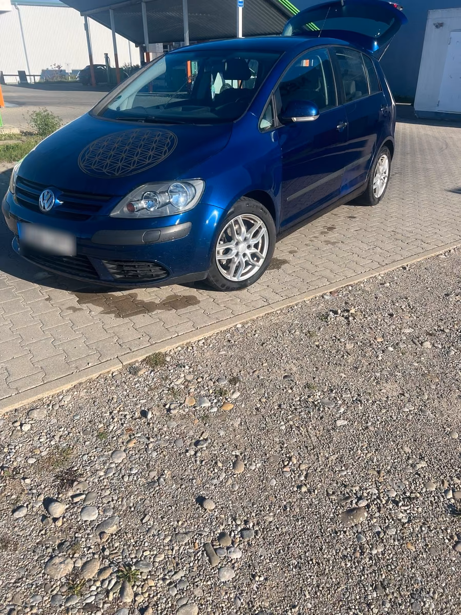 Volkswagen Golf Plus 2006 — двигун 105 HP (77kW)