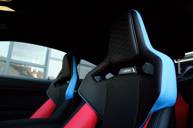 Fahrzeugabbildung BMW M4 Coupe xDrive Comp "KITH" 1 of 150, Laser, HUD
