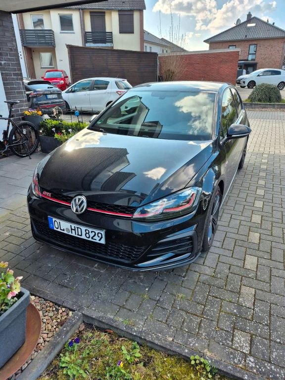 Image of Volkswagen Golf