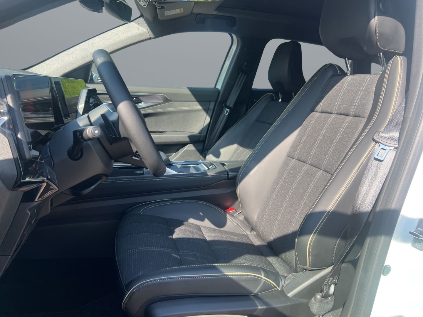 Fahrzeugabbildung Renault Austral Iconic 1.2 E-TECH Full Hybrid 200 EU6e H
