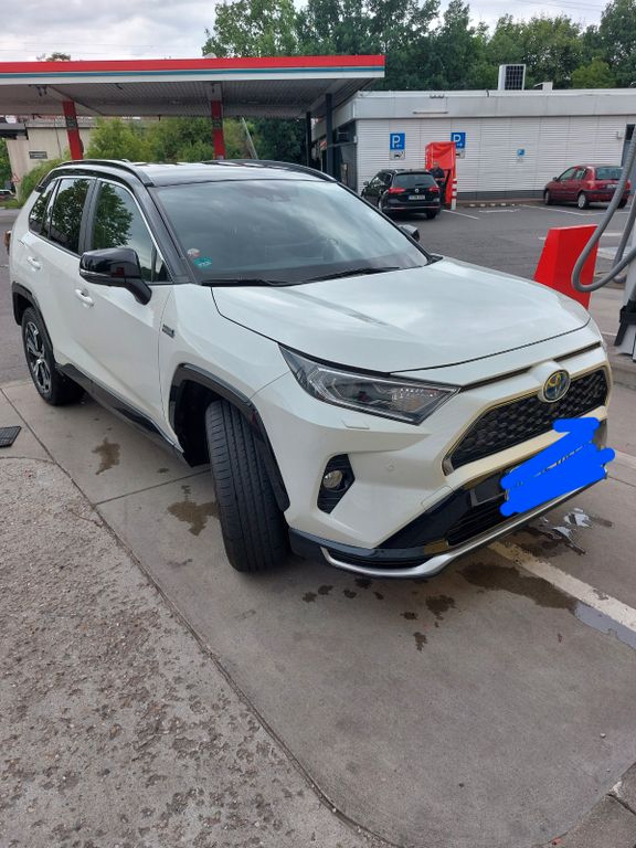 Image of Toyota RAV 4