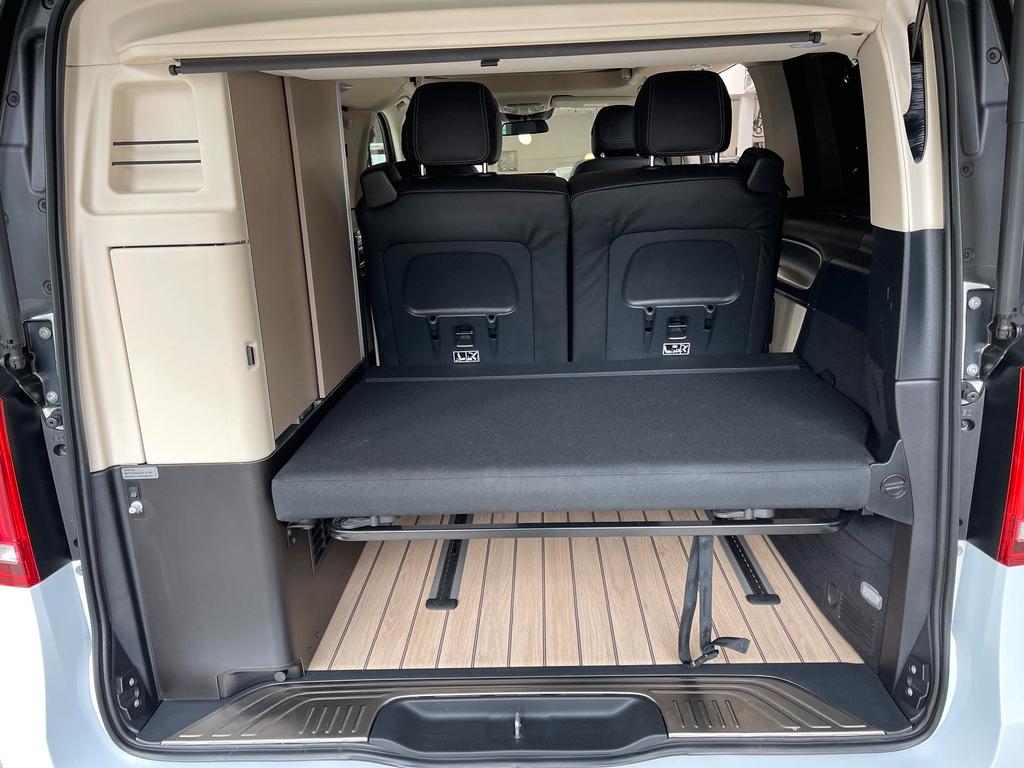 Mercedes-Benz V 250