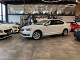 Skoda Octavia Lim. Active *1. Hand*LED*Klima*PDC*TÜV* - Skoda Octavia mit Benzin-Antrieb: Active