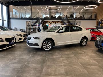 MYAUTOCENTER – Gebraucht- und Jahreswagen mit Werkstattservice in Pfaffenhofen Skoda Octavia Lim. Active *1. Hand*LED*Klima*PDC*TÜV*