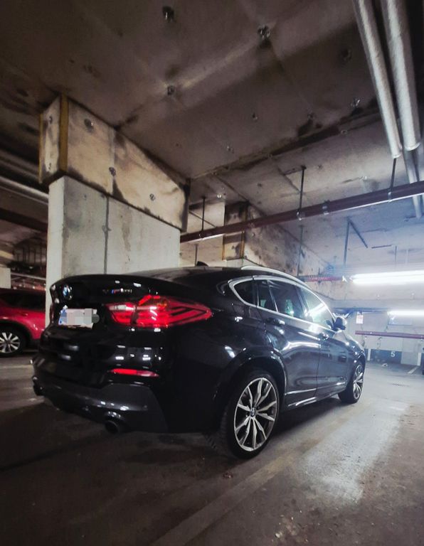 Image of BMW X4 M40