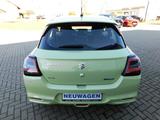 Suzuki Swift 1.2 Dualjet 5D 5M/T 4x2 Club Hybrid Klima - Suzuki Swift Club mit Benzin-Antrieb