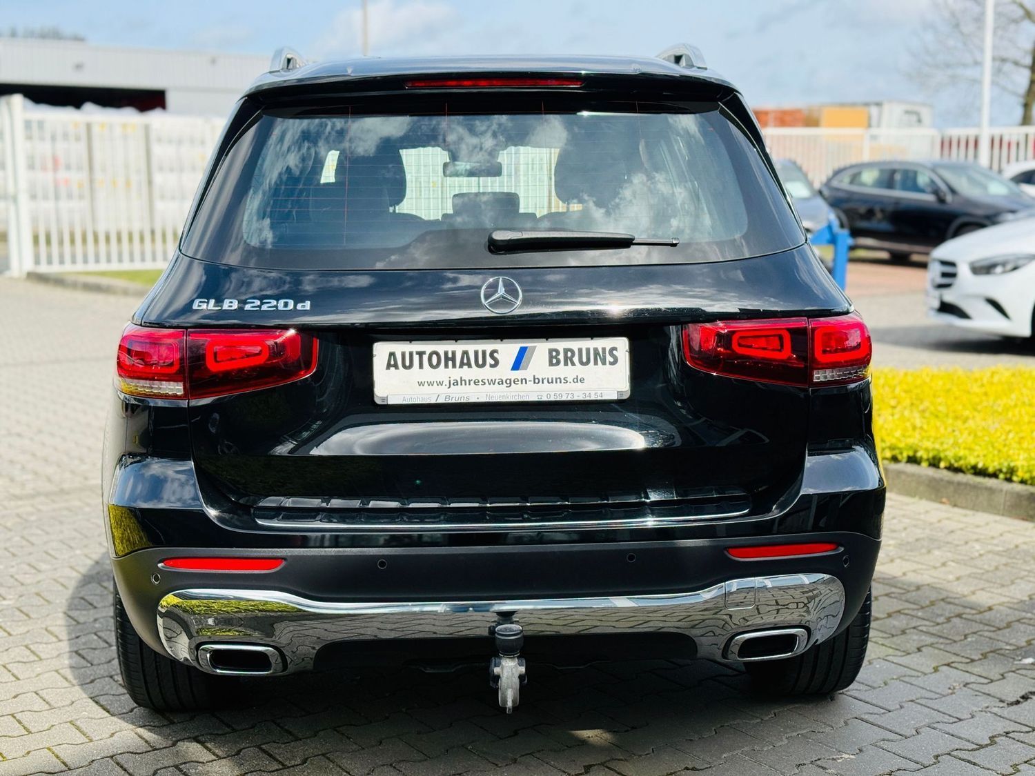 Fahrzeugabbildung Mercedes-Benz GLB 220 d PROGRESSIVE - AHK, Navi, LED, PTS, RFK