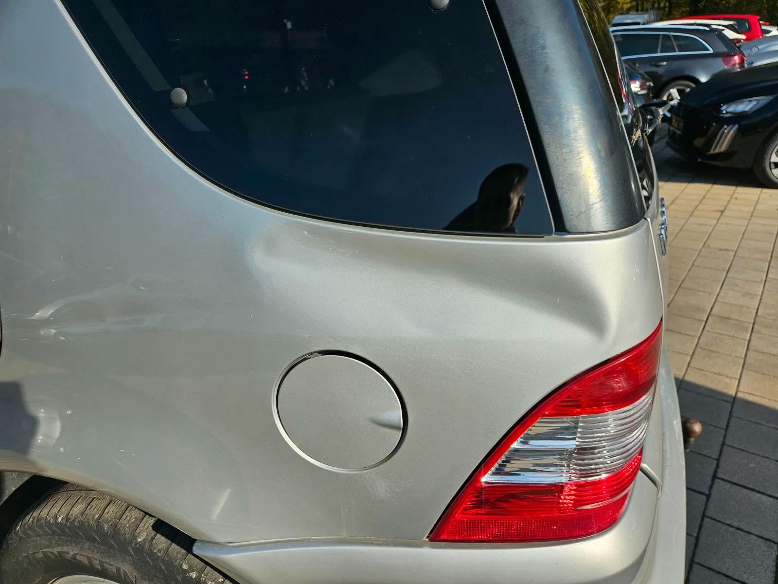 Mercedes-Benz ML270 2004 — photo 24