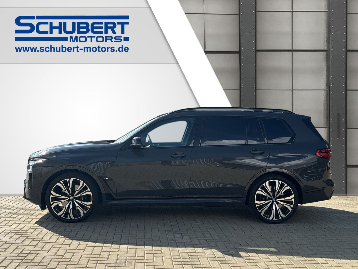 BMW X7 M60 23'' ExclusivePaket SkyLounge B&W DAplus imagem 2