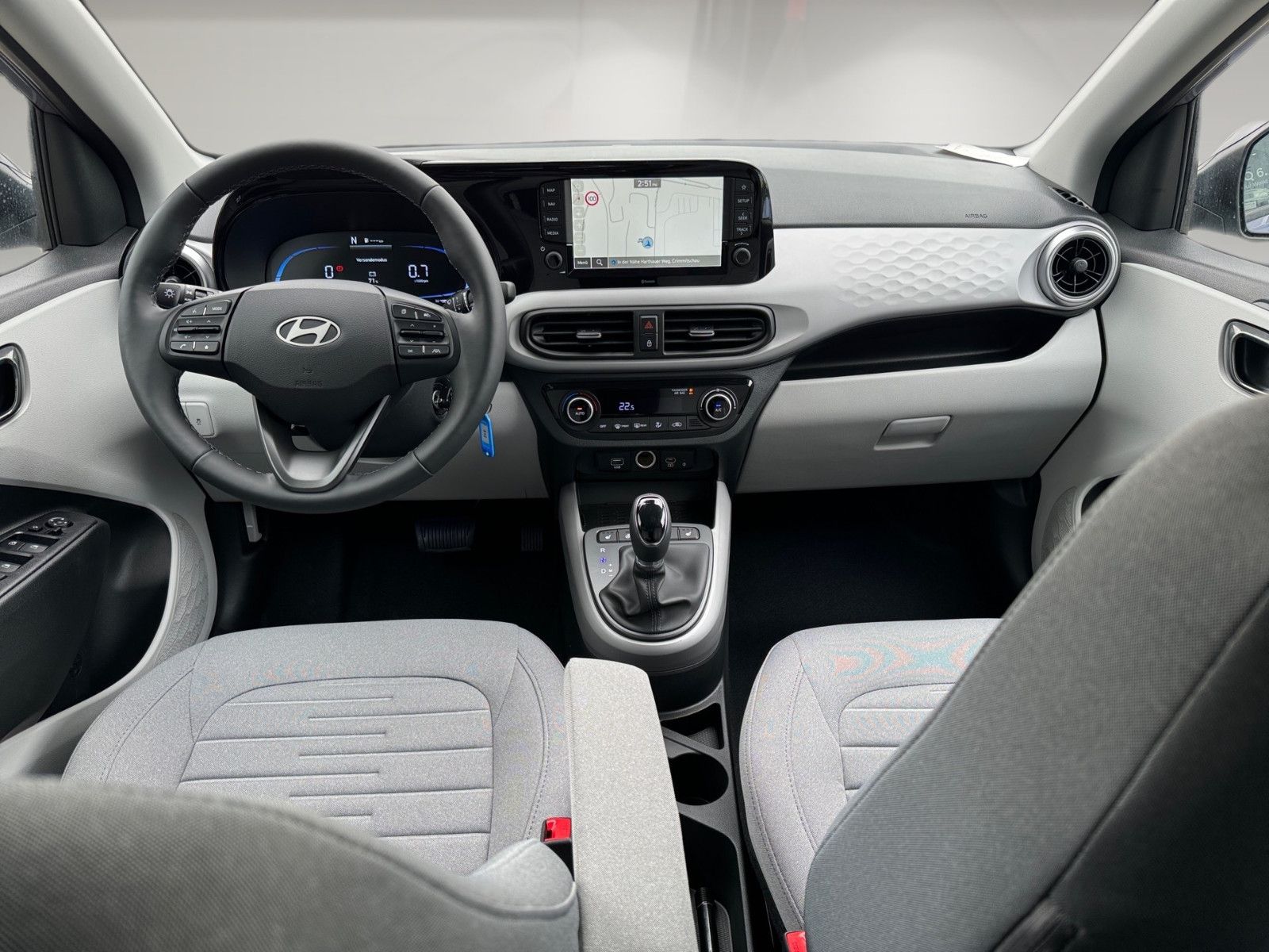 Fahrzeugabbildung Hyundai i10 Facelift (2024) 1.2 A/T PRIME NAVI Kamera QI