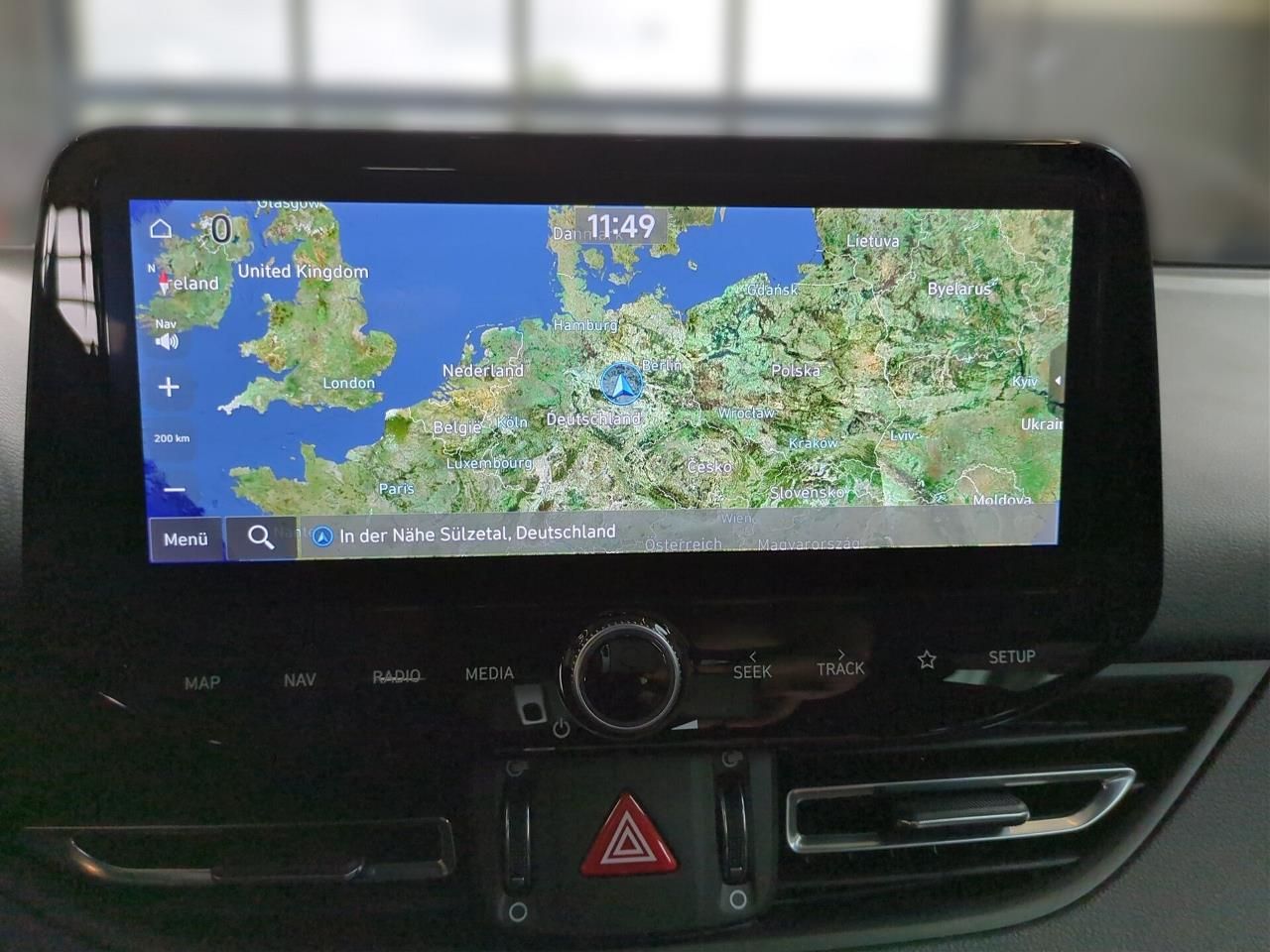 Fahrzeugabbildung Hyundai i30 1.5 DCT ADVANTAGE SHZ*LHZ*NAVI*KAMERA*CARPL*