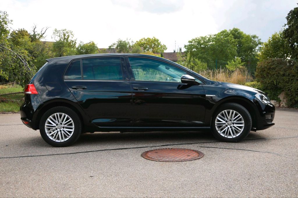 Image of Volkswagen Golf