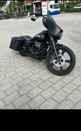 Harley-Davidson Street Glide Bagger Umbau - Bagger Motorrad